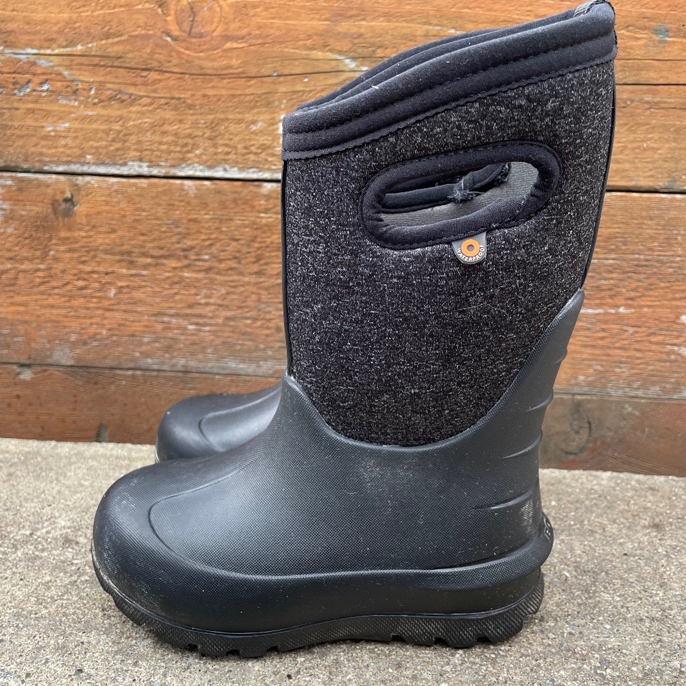 Bogs Kids Black Winter Boots